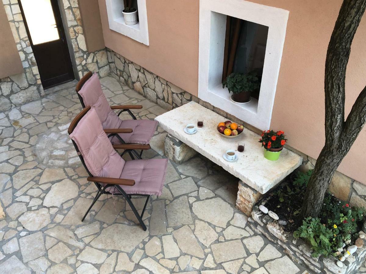 Teta Jana Διαμέρισμα Smoljanci Εξωτερικό φωτογραφία